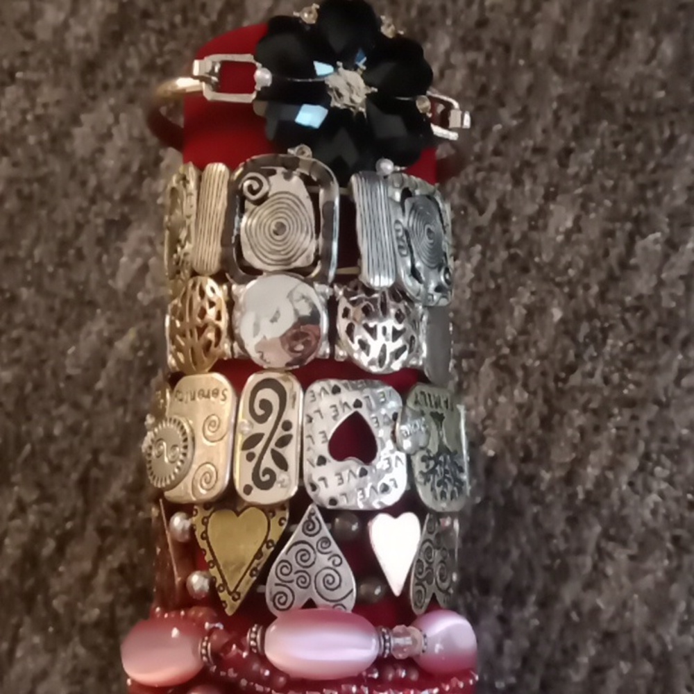 Bracelets - Picture 3 of 3